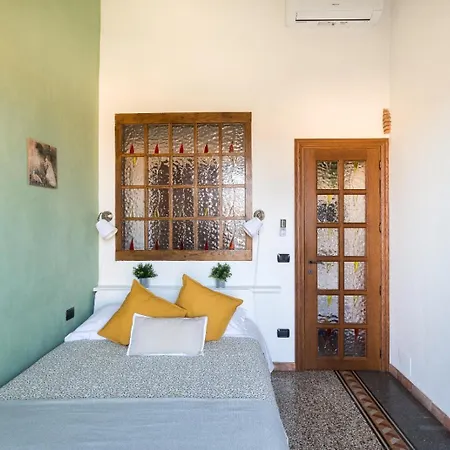 Florence Castle Apartment 2 Bedrooms, 2 Bathrooms-3